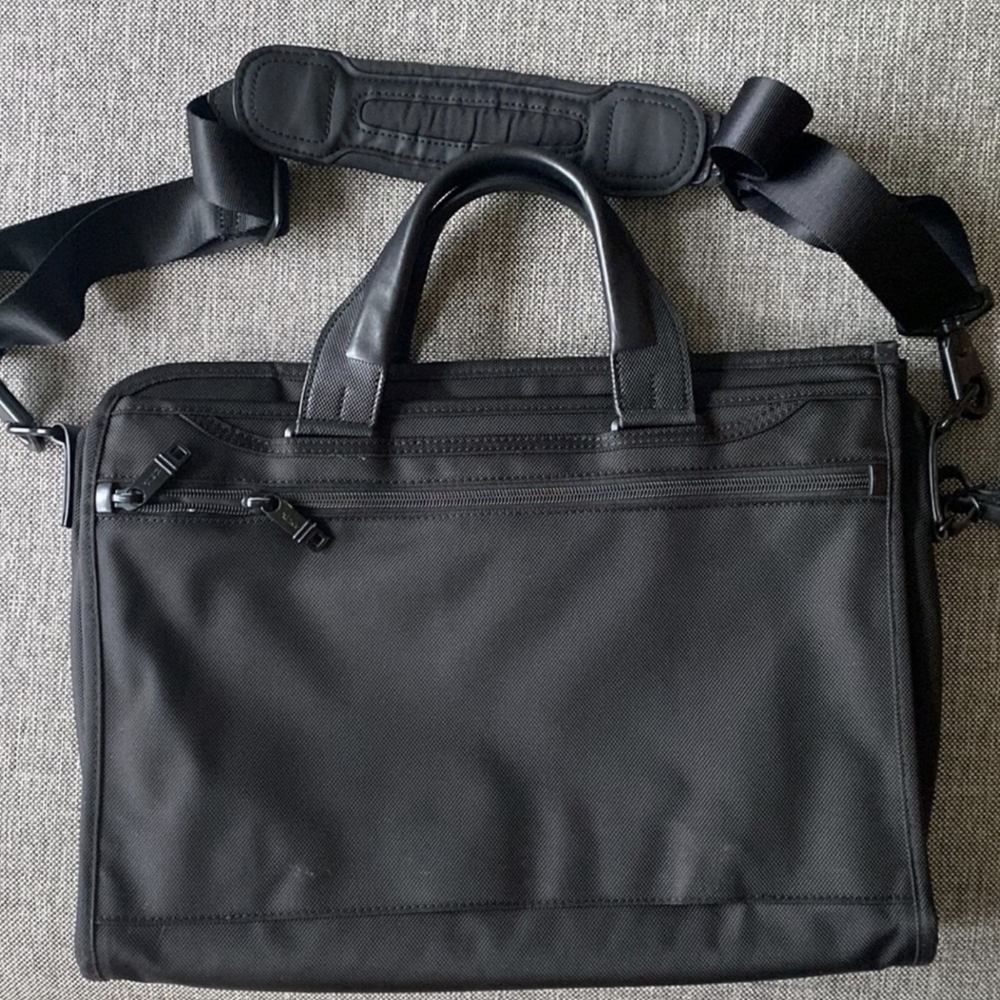 Tumi slim brief